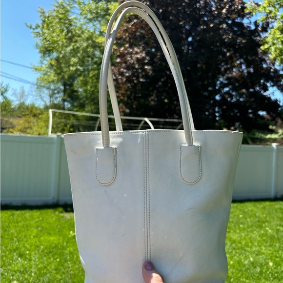 Coach | Vintage Lunchbox Tote #7304 in Bone/White - Picture 2 of 9